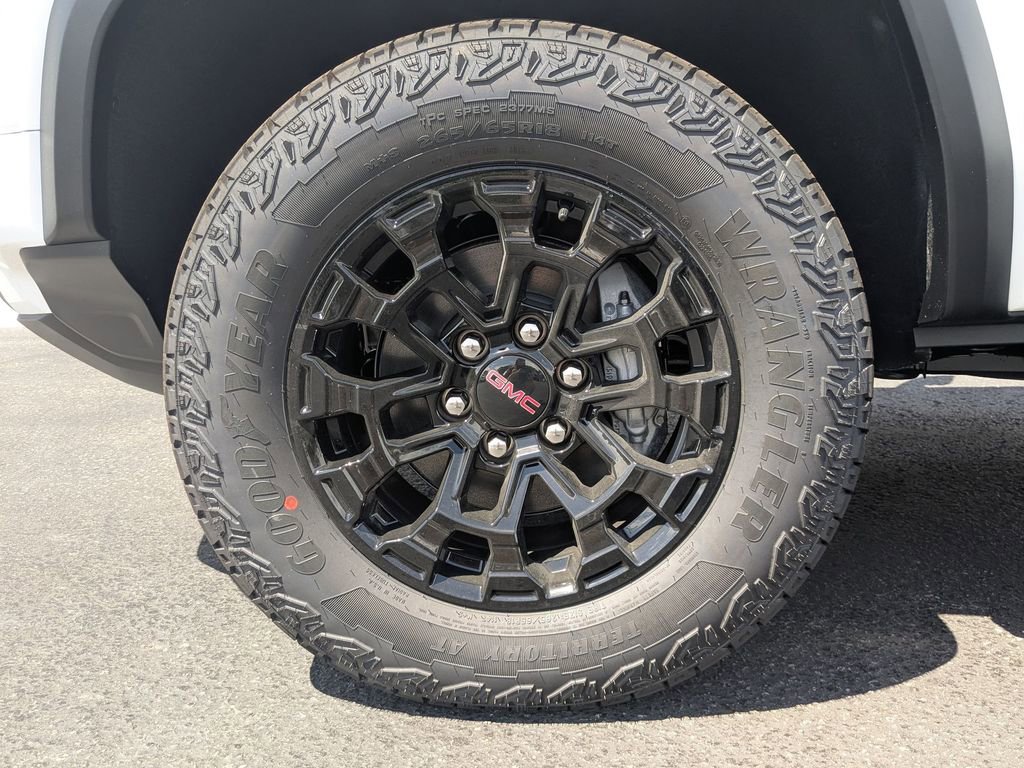 New 2026 GMC Canyon Elevation w/ Convenience Package image 8