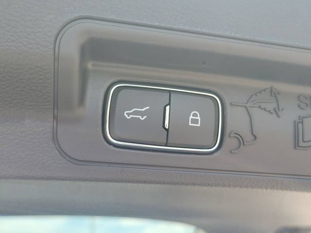 New 2026 Ford Explorer Active w/ Active Comfort Package AWD/4WD image 9