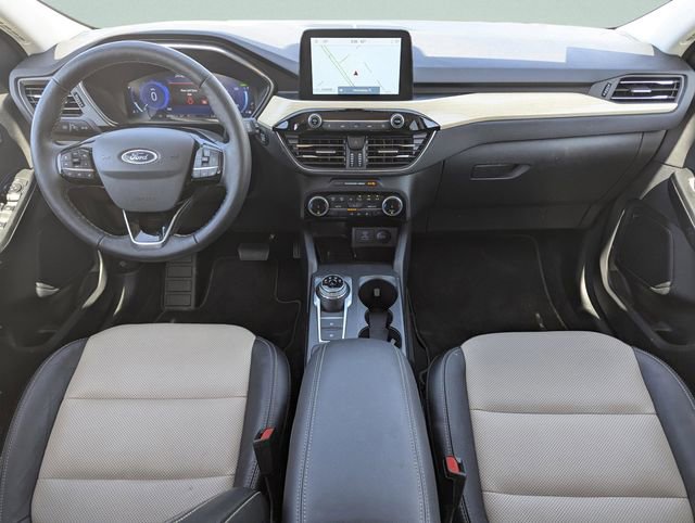 Used 2022 Ford Escape Titanium w/ Titanium Premium Package image 21
