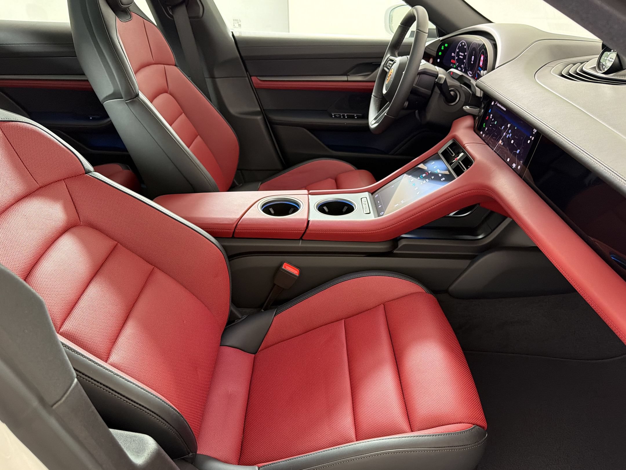 New 2026 Porsche Taycan AWD/4WD image 22