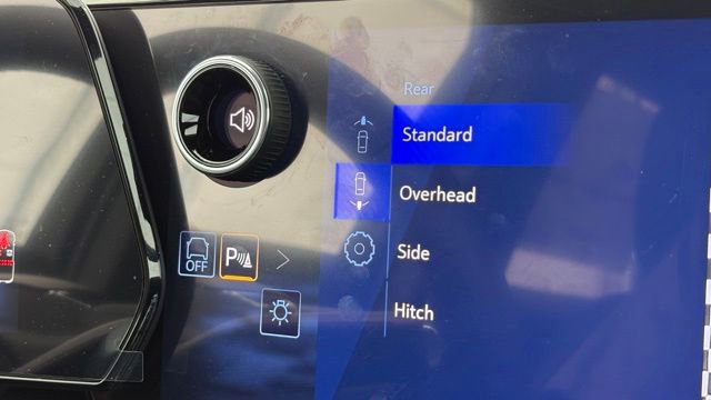 New 2026 Chevrolet Equinox EV LT FWD image 37