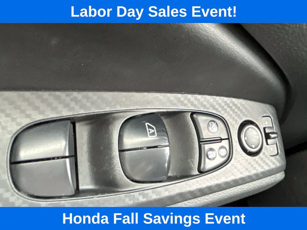 Used 2025 Nissan Altima 2.5 SV FWD image 21