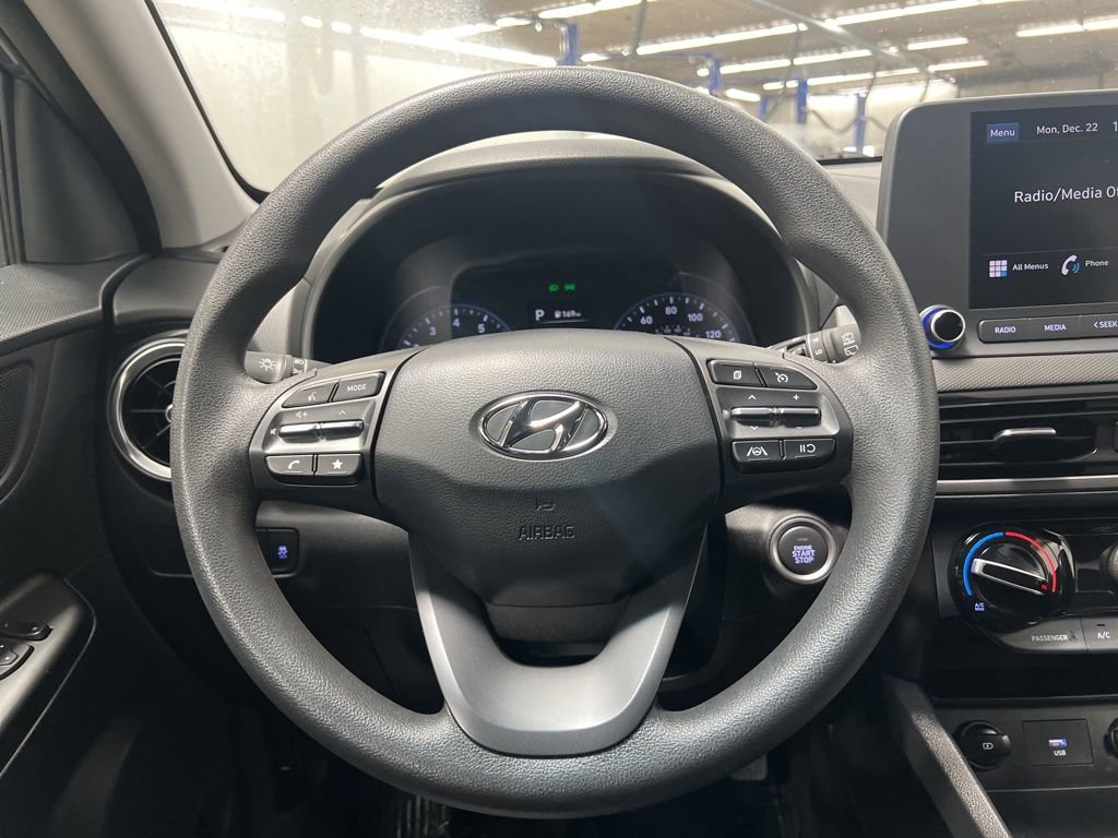 Used 2023 Hyundai Kona SEL image 16