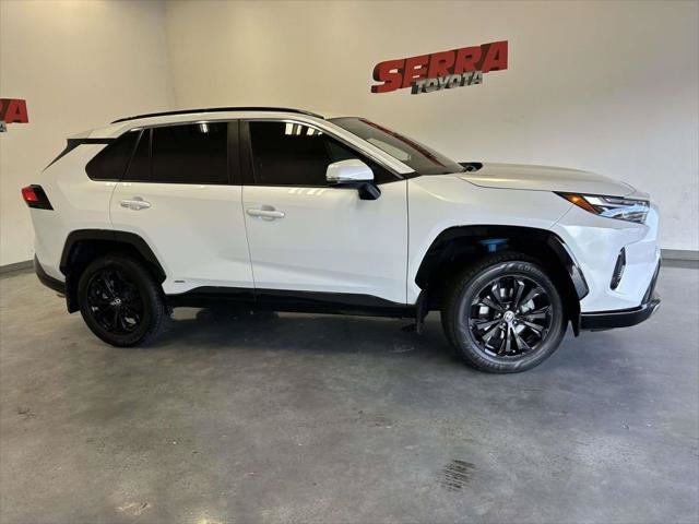 Certified 2024 Toyota RAV4 SE w/ Convenience Package AWD/4WD image 2