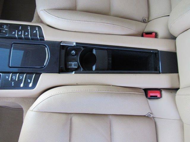 Used 2014 Porsche Panamera 4 image 35