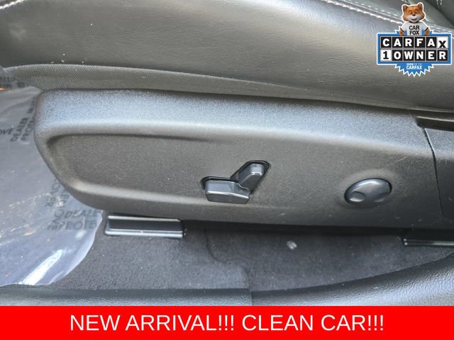 Used 2023 Chrysler 300 S image 30