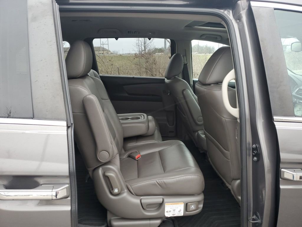 Used 2015 Honda Odyssey EX-L image 28
