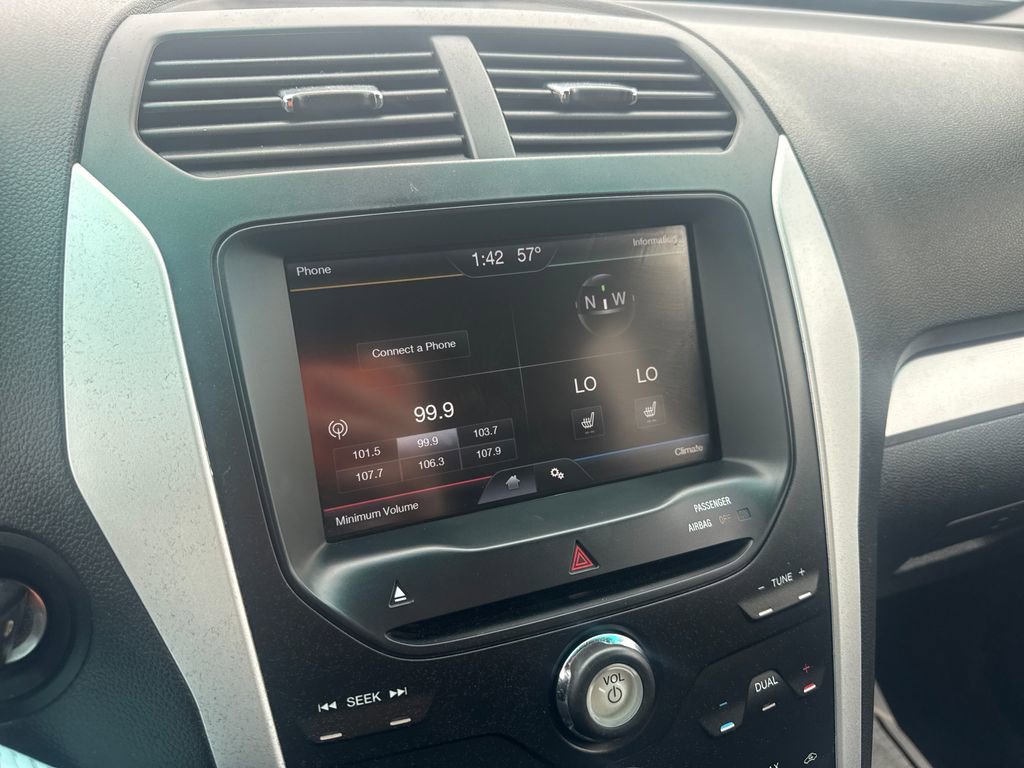 Used 2012 Ford Explorer XLT AWD/4WD image 29
