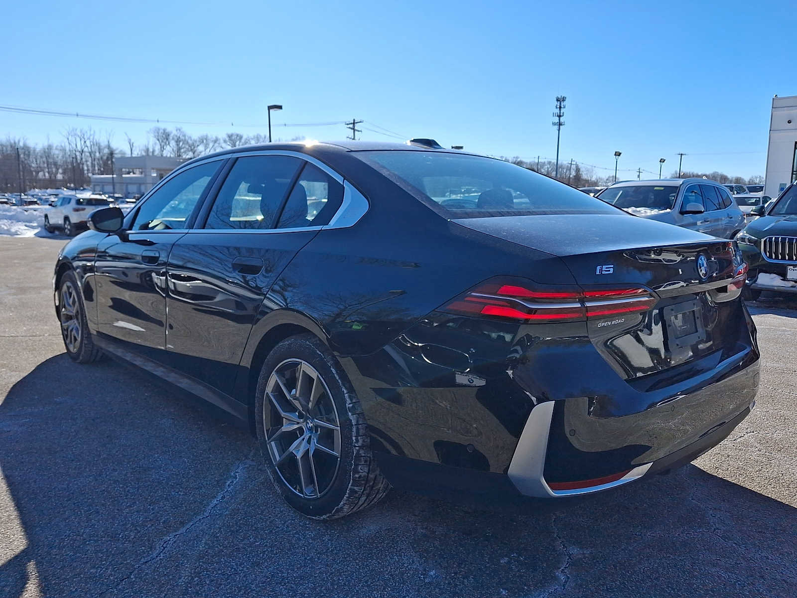 Used 2024 BMW i5 eDrive40i w/ Premium Package image 4