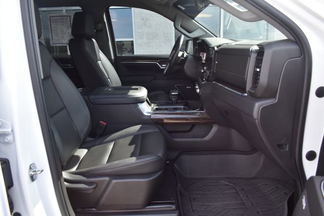 Used 2022 GMC Sierra 1500 Elevation w/ Elevation Premium Package AWD/4WD image 42