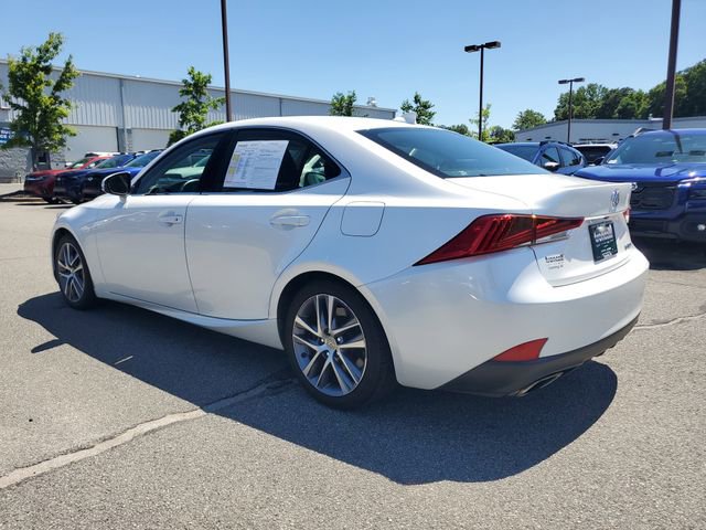 Used 2018 Lexus IS 300 w/ Accessory Package 2 RWD image 4