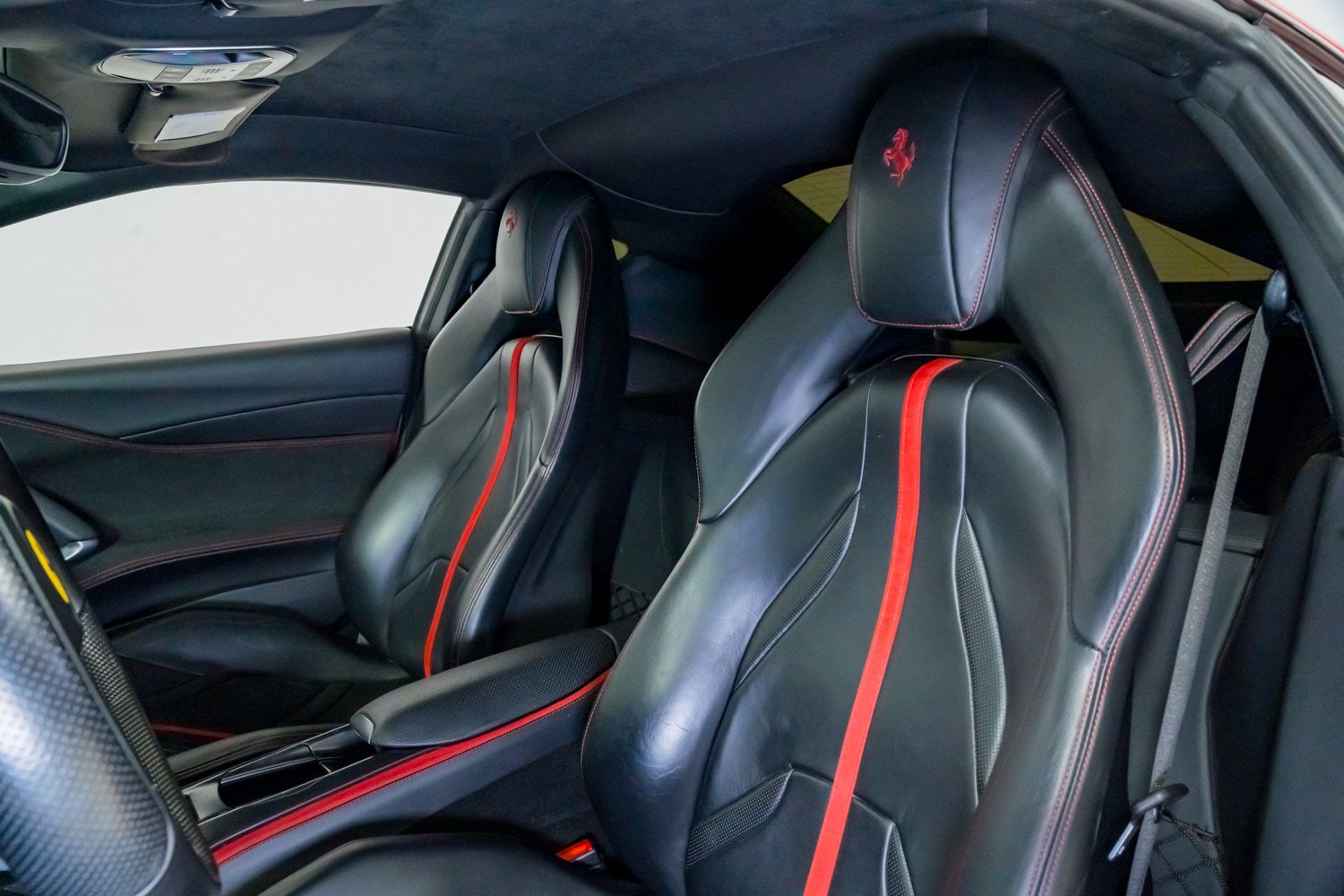 Used 2018 Ferrari 812 Superfast RWD image 23