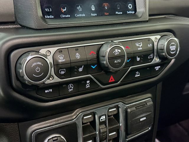 Used 2022 Jeep Gladiator Sport image 19