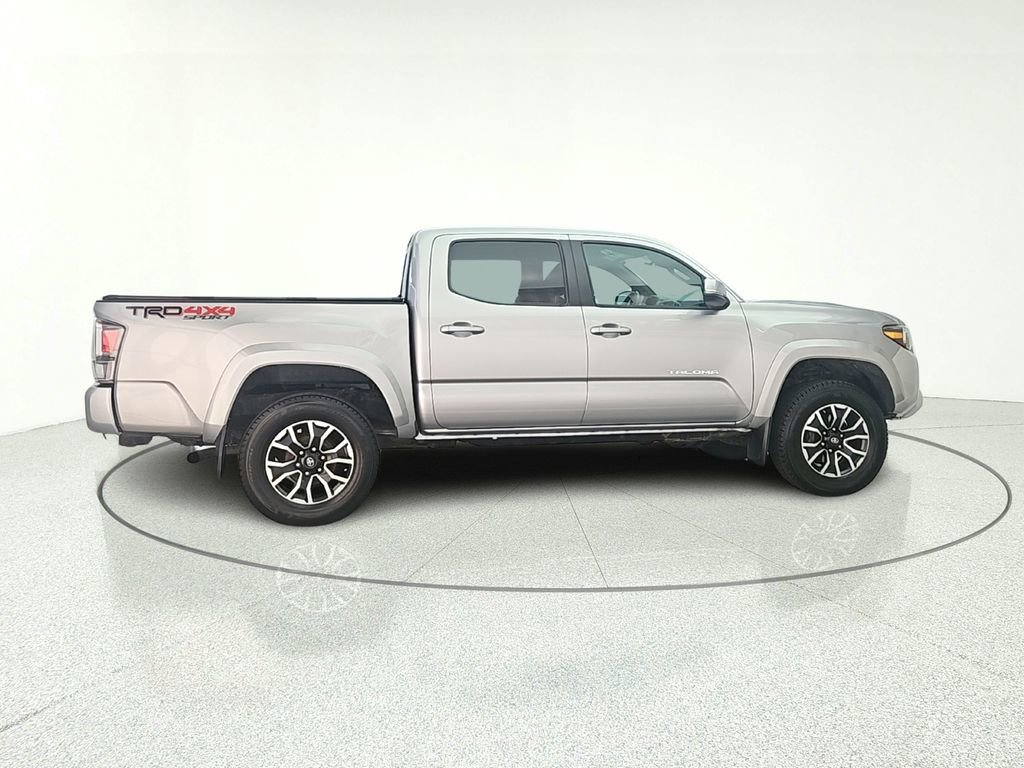 Used 2020 Toyota Tacoma TRD Sport w/ Technology Package AWD/4WD image 4