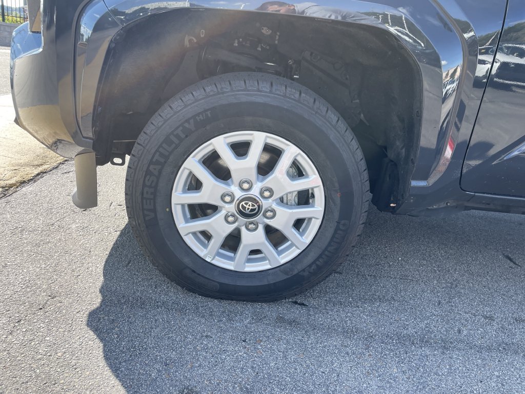 Certified 2025 Toyota Tacoma SR5 AWD/4WD image 20