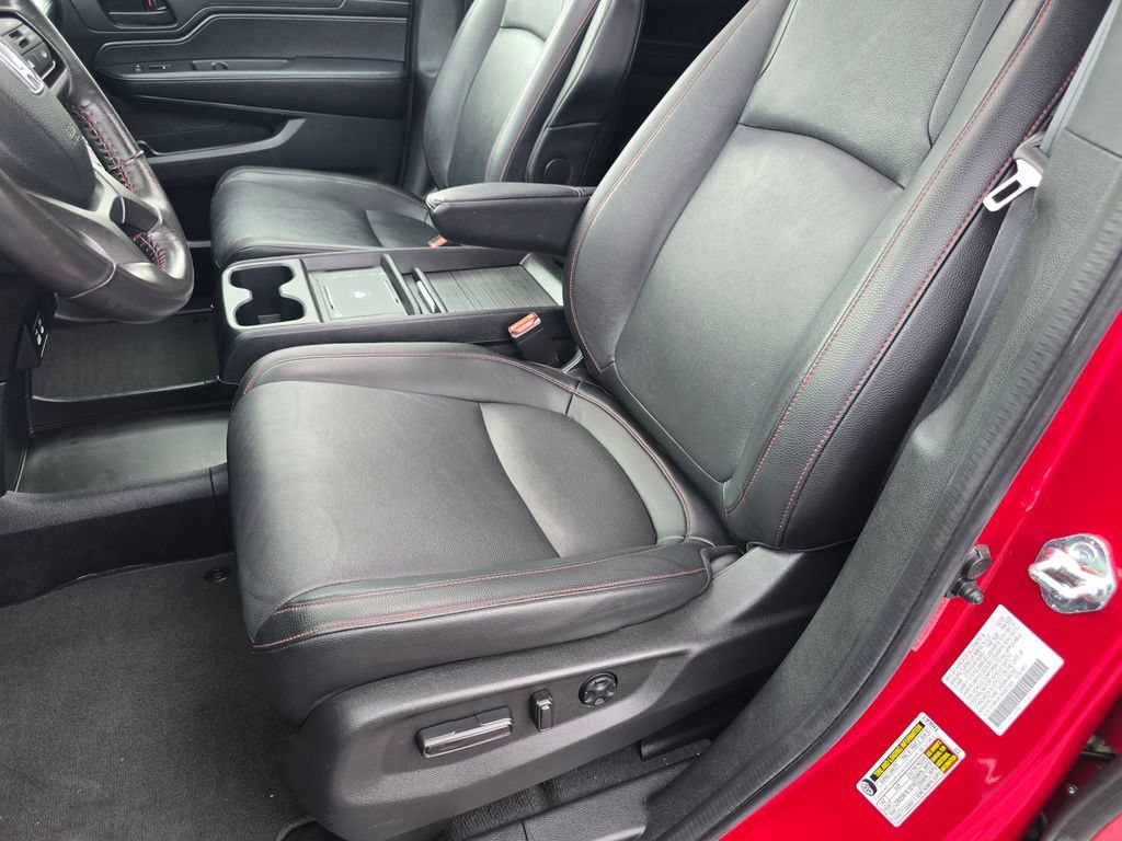 Used 2025 Honda Odyssey Sport-L image 16