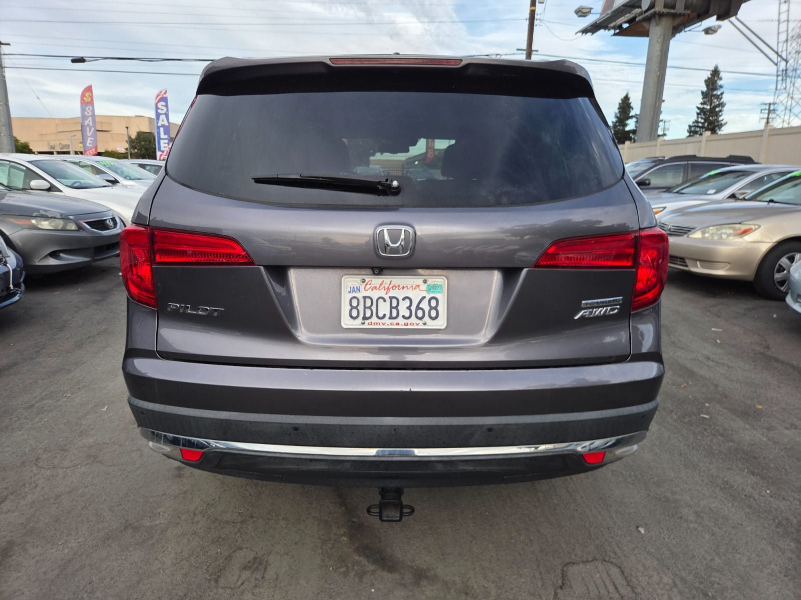 Used 2017 Honda Pilot Touring image 3