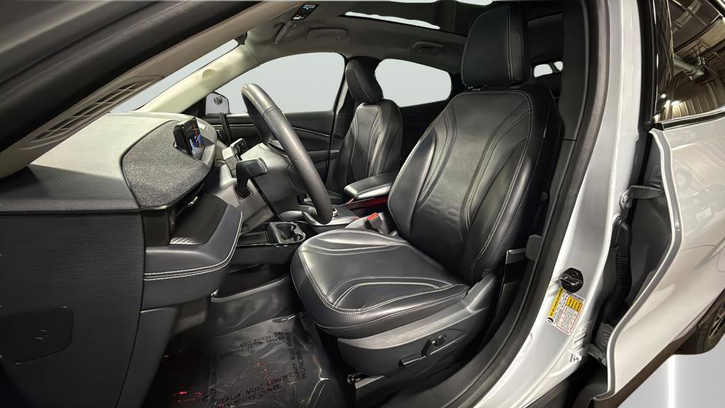 Used 2021 Ford Mustang Mach-E Premium AWD/4WD image 23