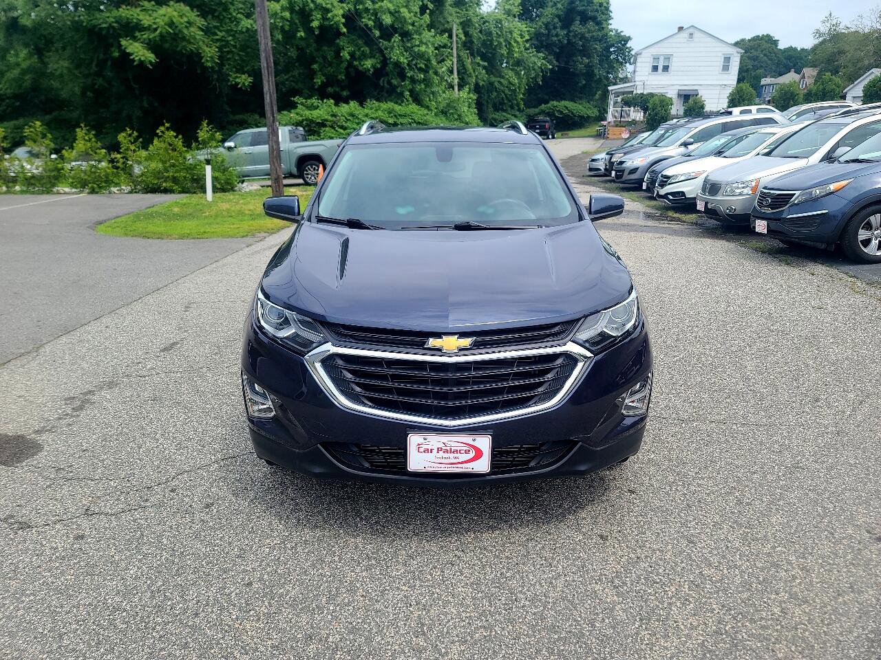 Used 2018 Chevrolet Equinox LT w/ Sun & Infotainment Package image 2
