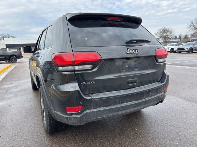 Used 2016 Jeep Grand Cherokee Laredo 75th Anniversary image 9