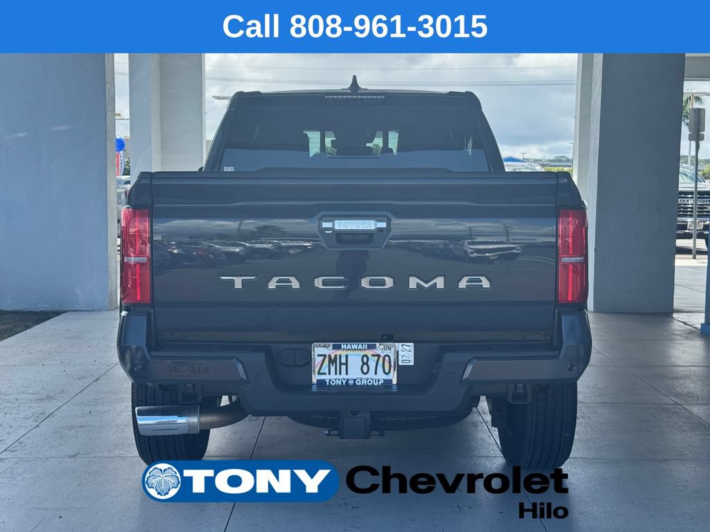 Used 2024 Toyota Tacoma Limited AWD/4WD image 4
