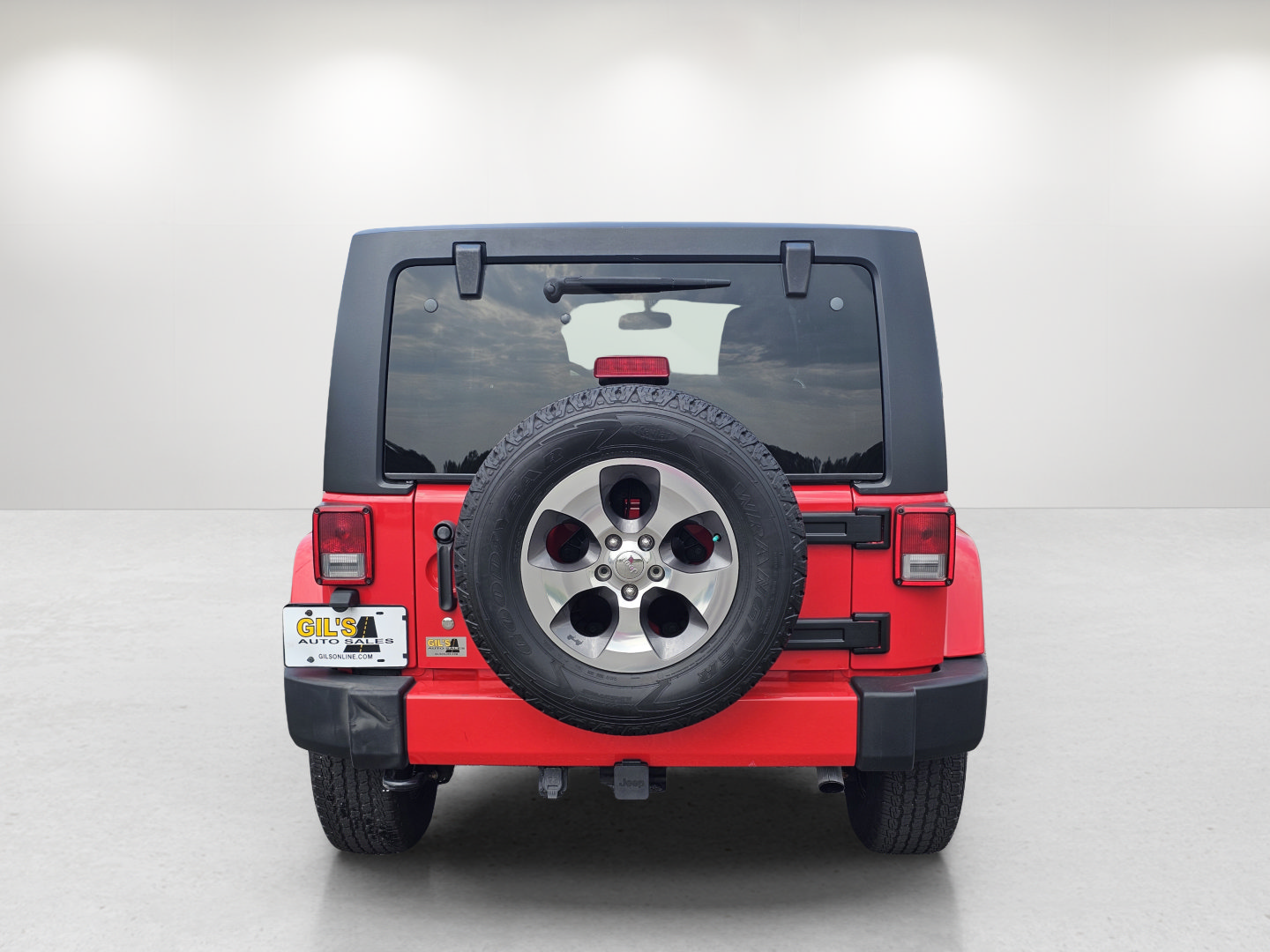 Used 2017 Jeep Wrangler Unlimited Sahara w/ Connectivity Group AWD/4WD image 6