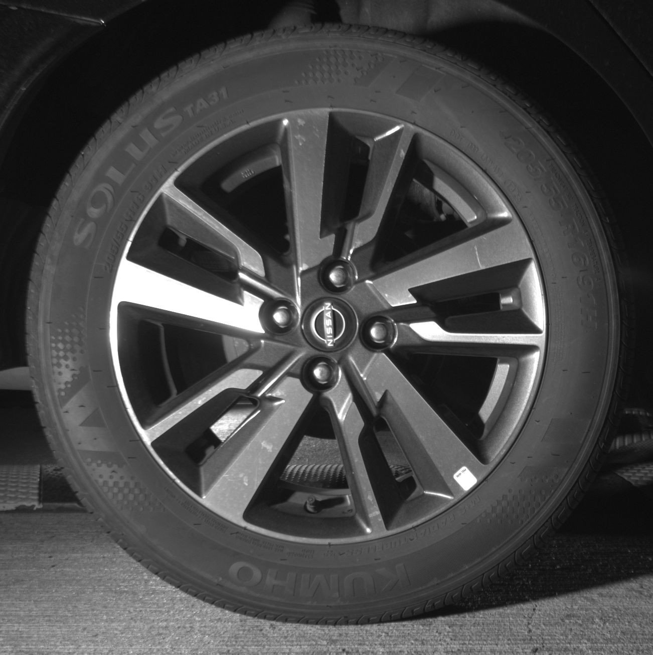 Used 2025 Nissan Versa SV image 15