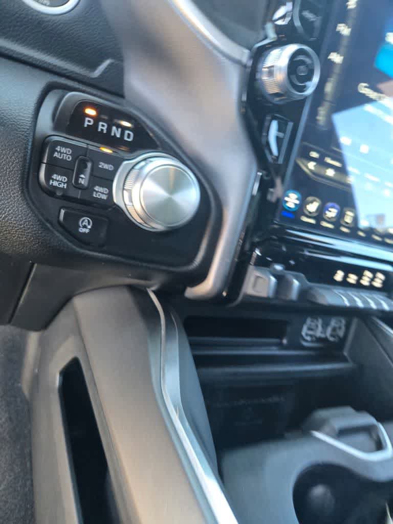 Used 2020 RAM 1500 Laramie AWD/4WD image 14