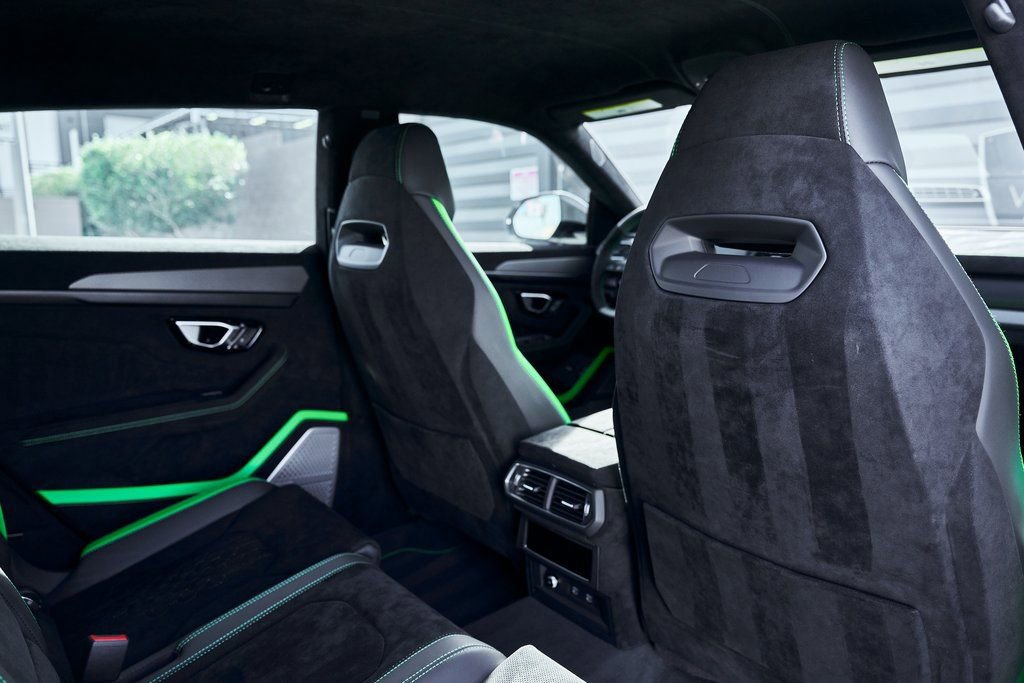 Used 2024 Lamborghini Urus Performante AWD/4WD image 49