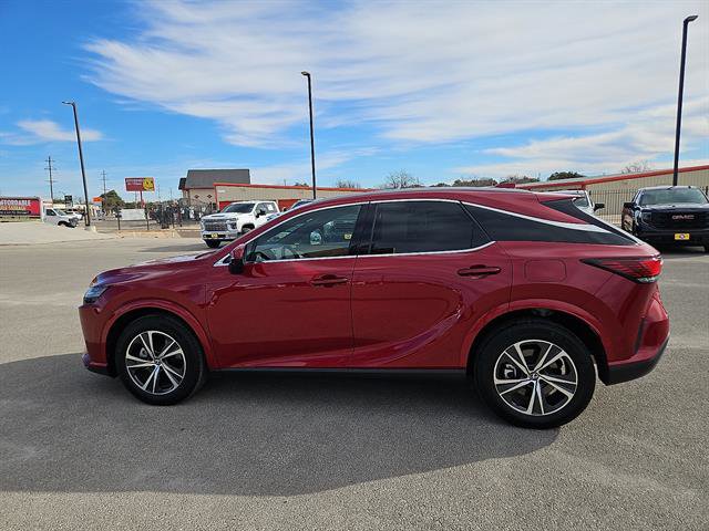Used 2025 Lexus RX 350 Premium image 2