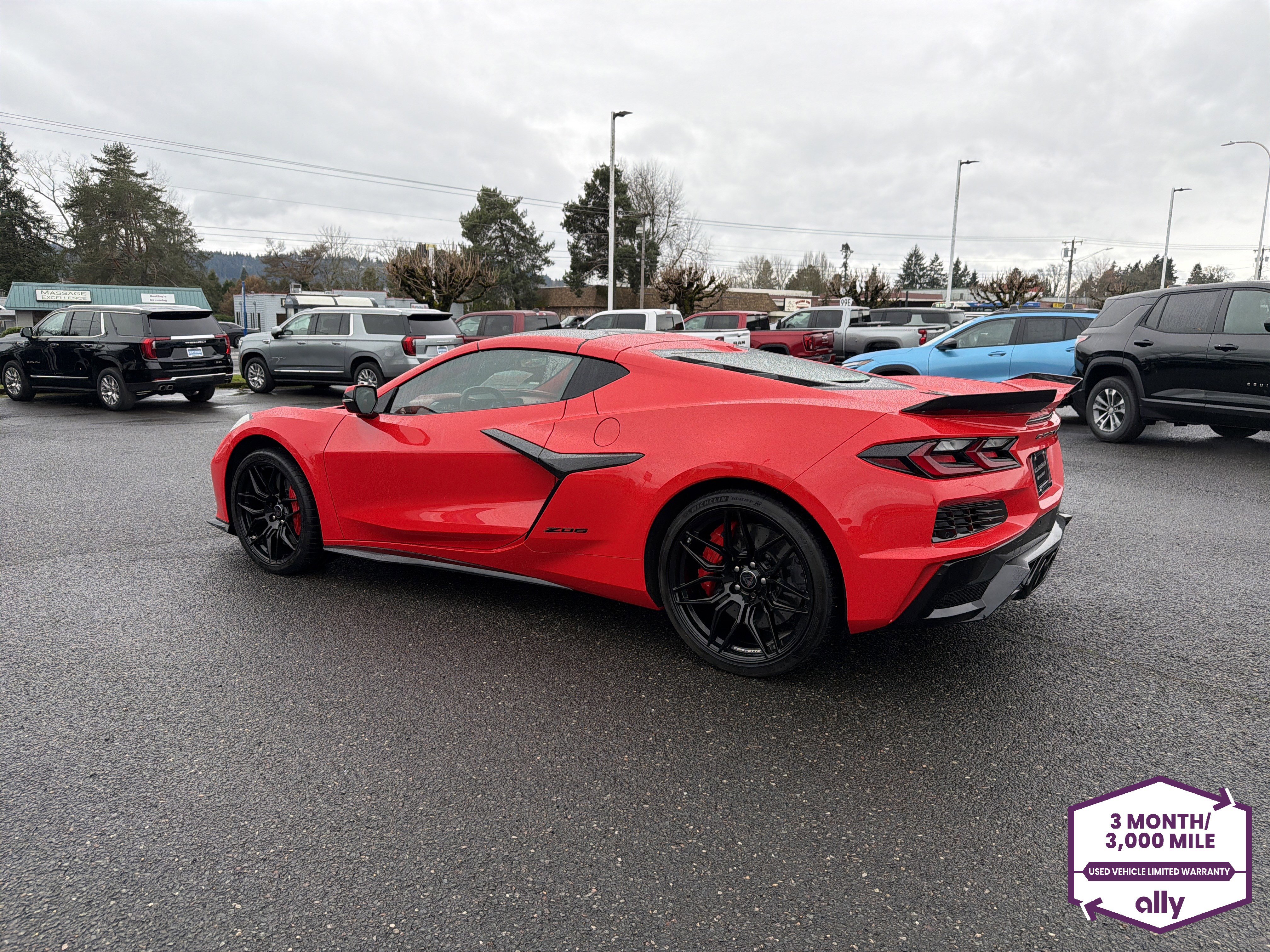 Used 2023 Chevrolet Corvette Z06 RWD image 3