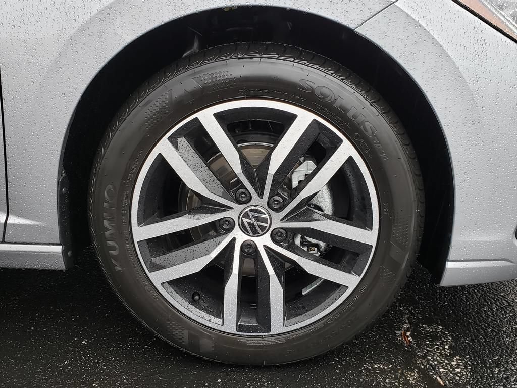 New 2026 Volkswagen Jetta SE FWD image 12
