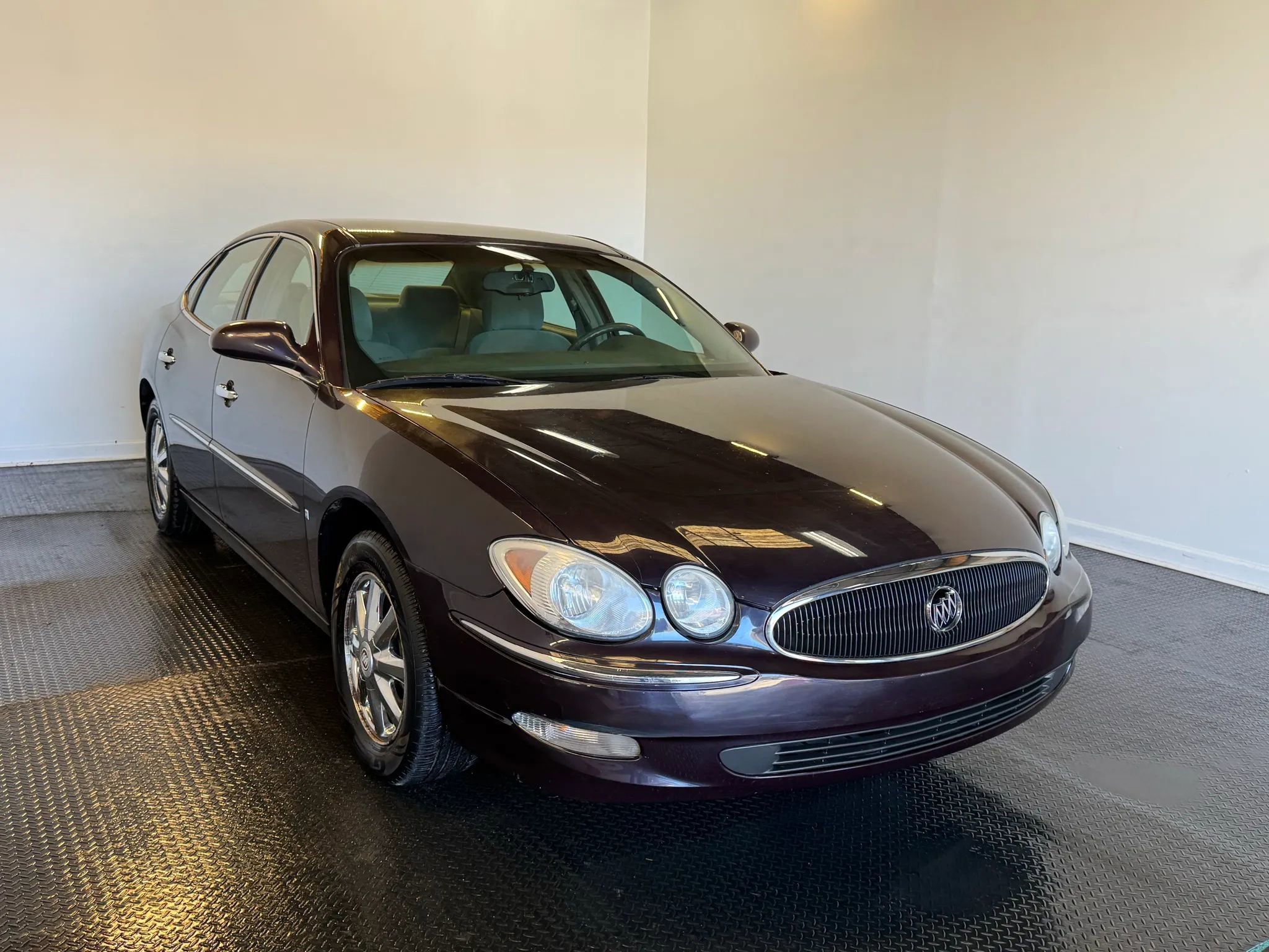 Used 2007 Buick LaCrosse CX w/ Chrome Enhancement Package image 3
