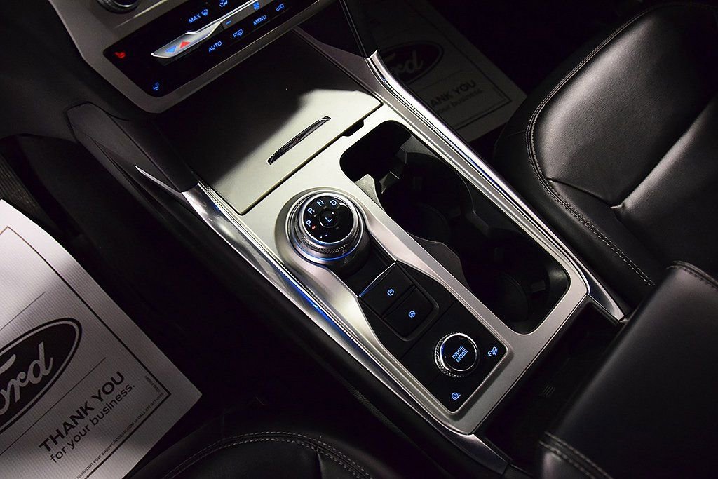 Used 2023 Ford Explorer XLT w/ Equipment Group 202A image 24