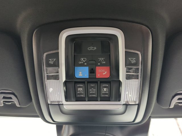 New 2026 RAM 3500 Limited AWD/4WD image 24