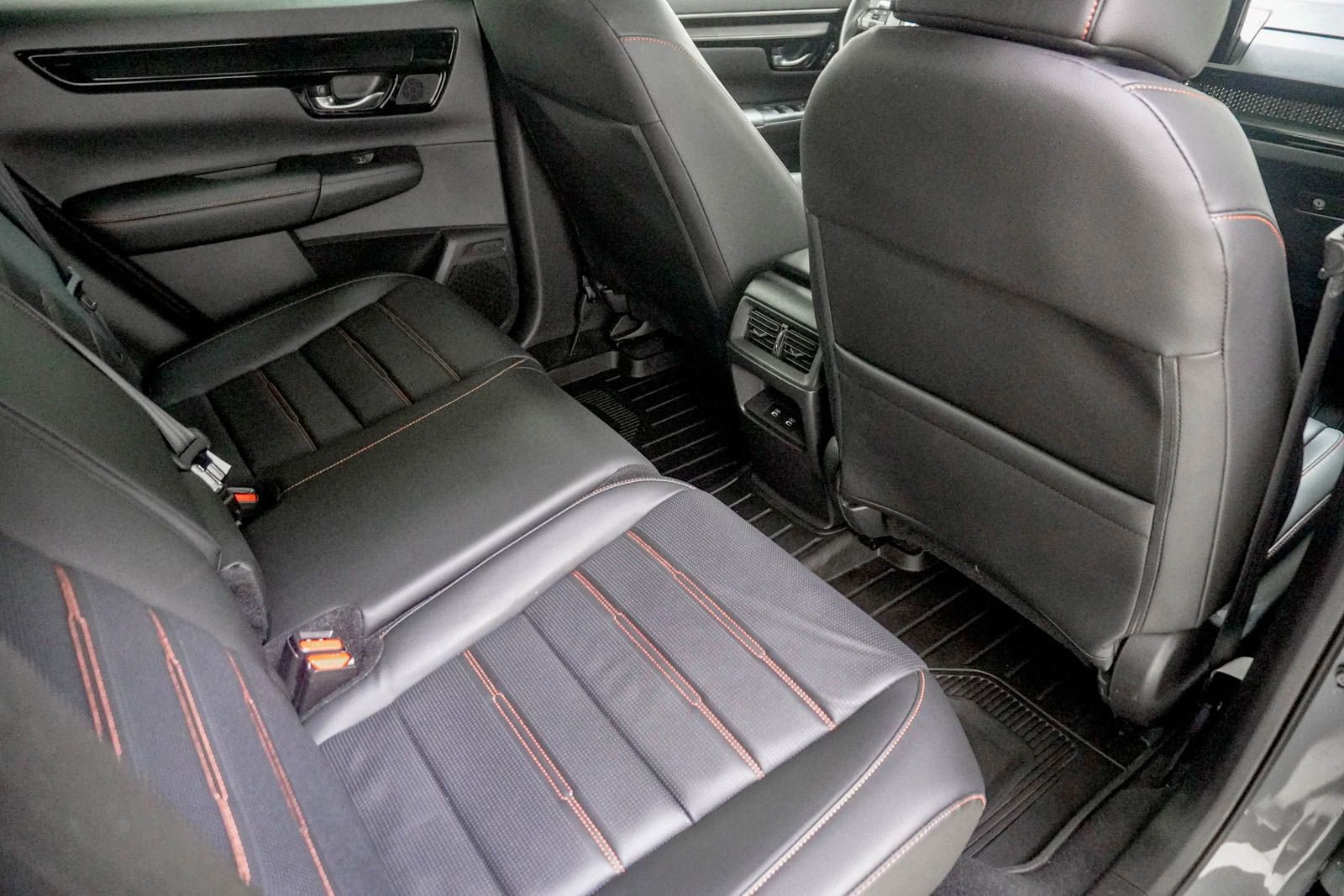 Used 2026 Honda CR-V Sport Touring image 35