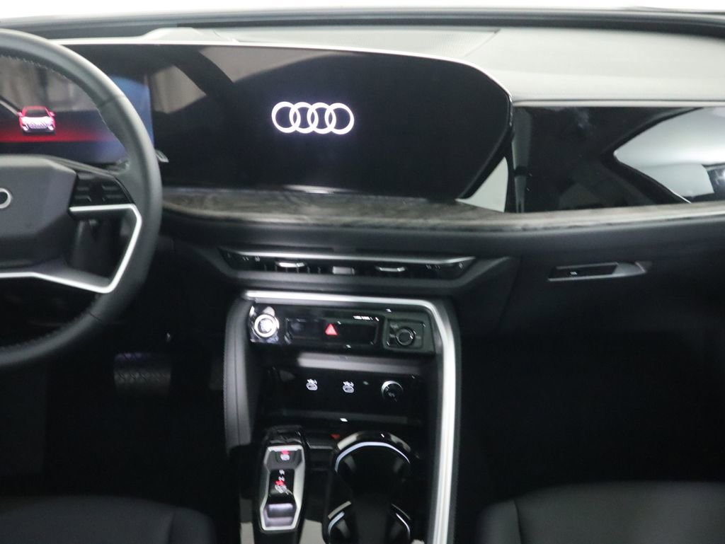 Used 2025 Audi Q5 Premium w/ Premium Plus AWD/4WD image 15
