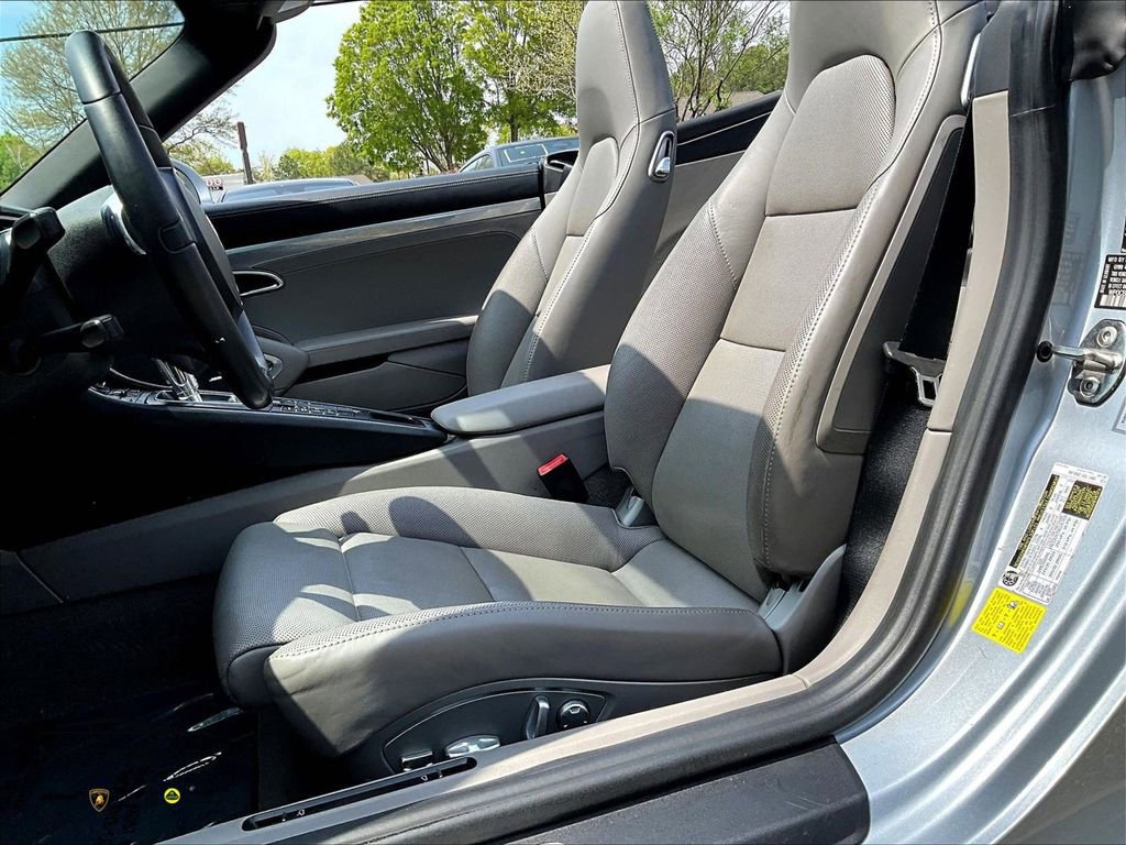 Used 2014 Porsche 911 Carrera 4S image 19