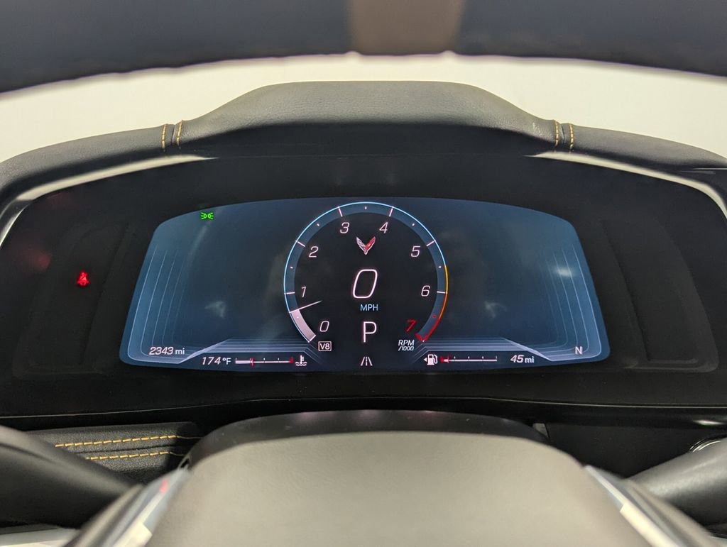 Used 2024 Chevrolet Corvette Stingray Preferred Cpe w/ Battery Protection Package image 19