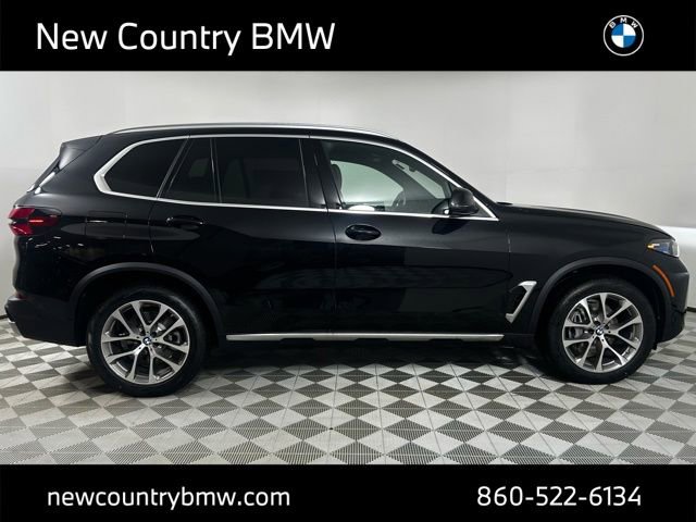 New 2026 BMW X5 xDrive40i w/ Climate Comfort Package image 8