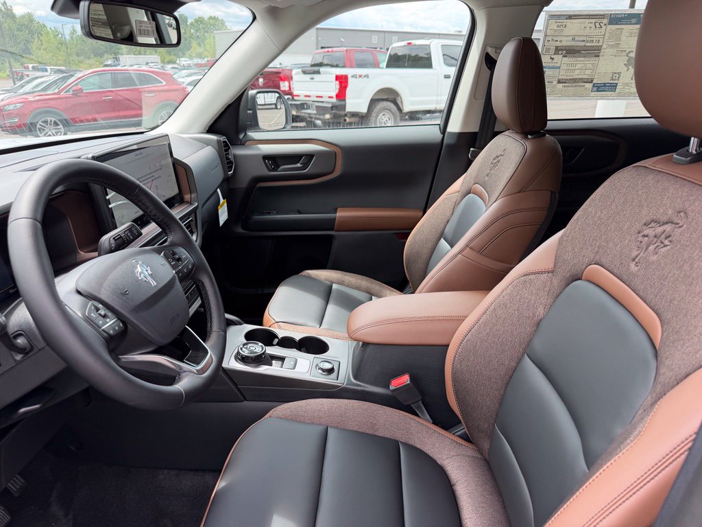 New 2026 Ford Bronco Sport Outer Banks w/ Outer Banks Tech Package+ AWD/4WD image 5