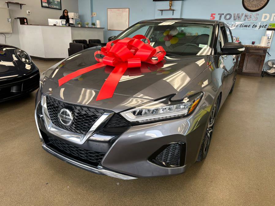 Used 2021 Nissan Maxima 3.5 SV w/ Floor Mat Group image 2