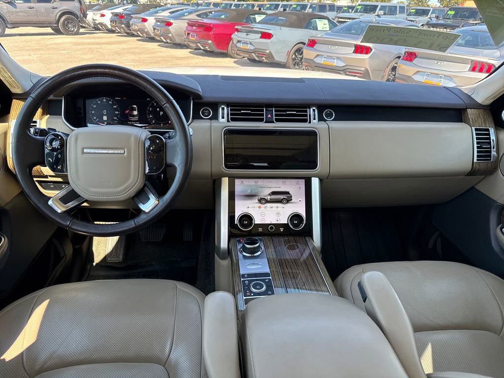 Used 2020 Land Rover Range Rover HSE image 5