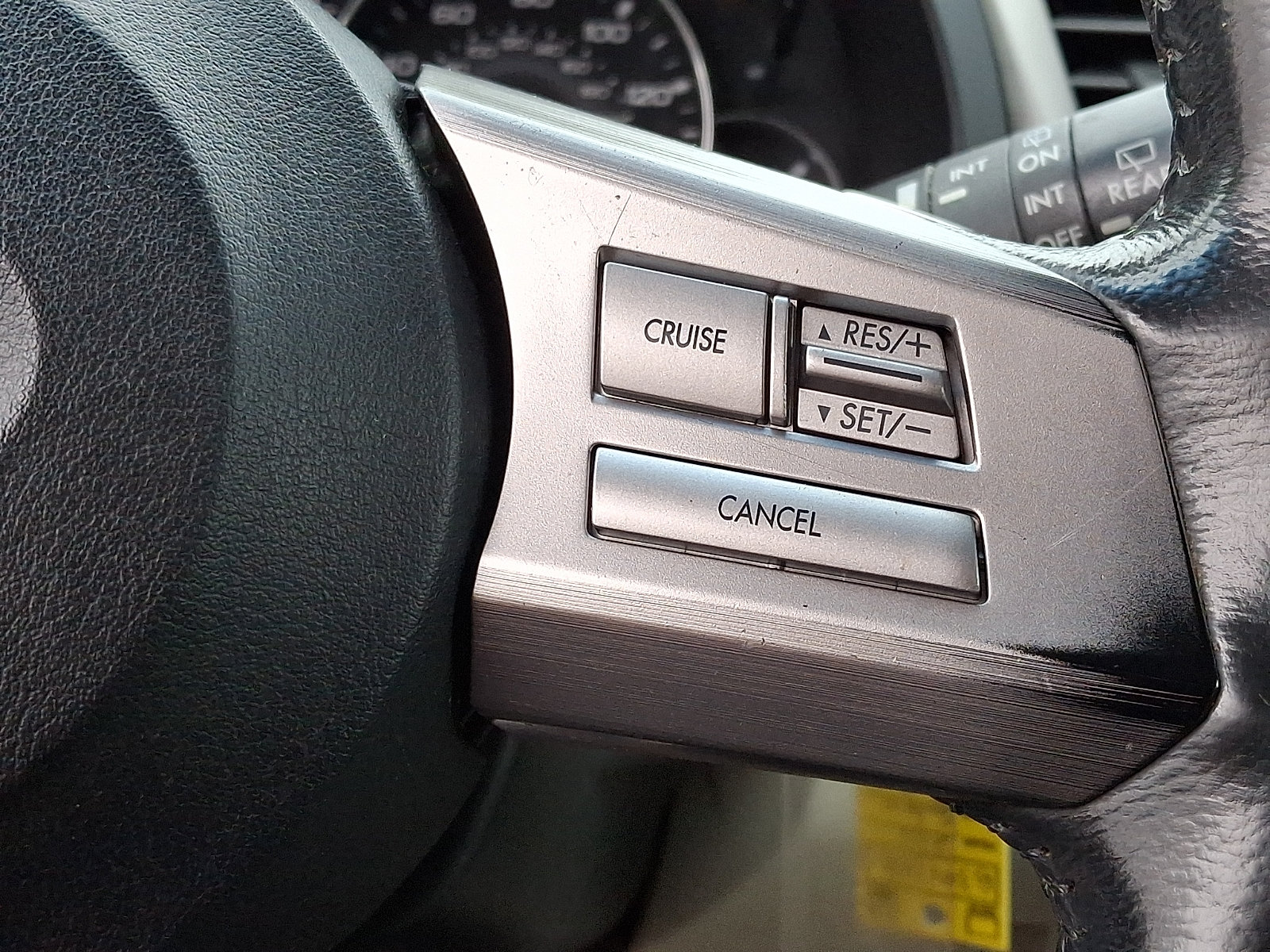Used 2011 Subaru Outback 2.5i Premium AWD/4WD image 25