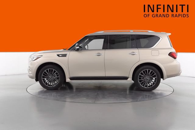 Used 2023 INFINITI QX80 Sensory AWD/4WD image 4