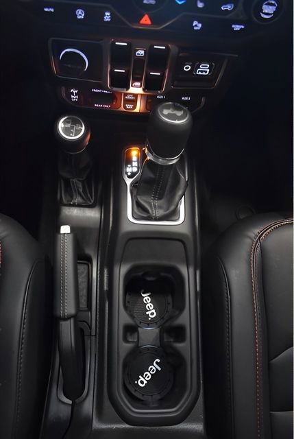 Used 2025 Jeep Wrangler Unlimited Rubicon image 27