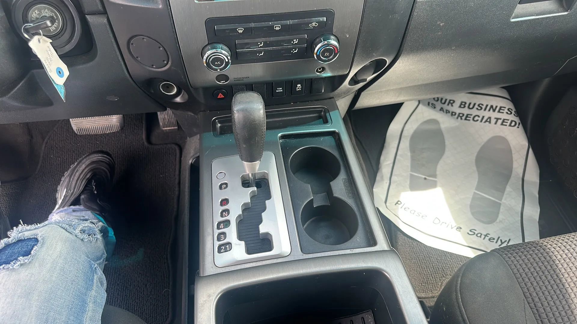 Used 2012 Nissan Titan SV w/ SV Value Truck Pkg image 22