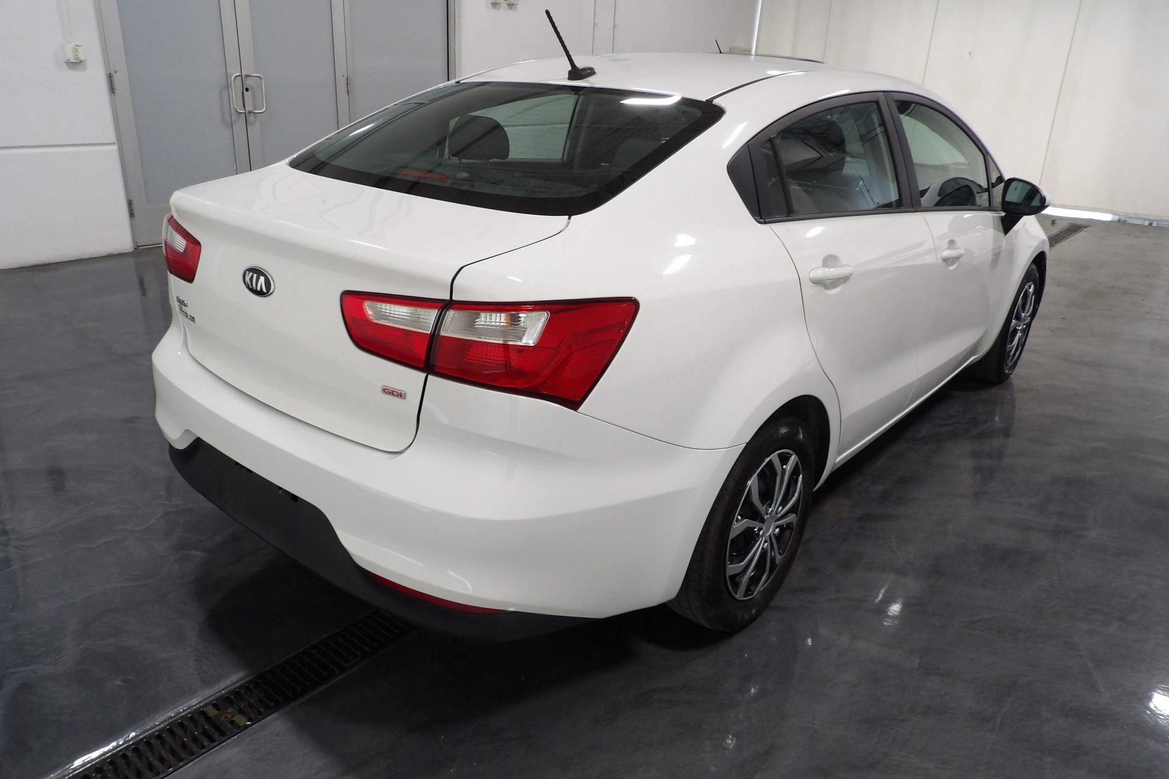 Used 2017 Kia Rio LX w/ Power Package image 4