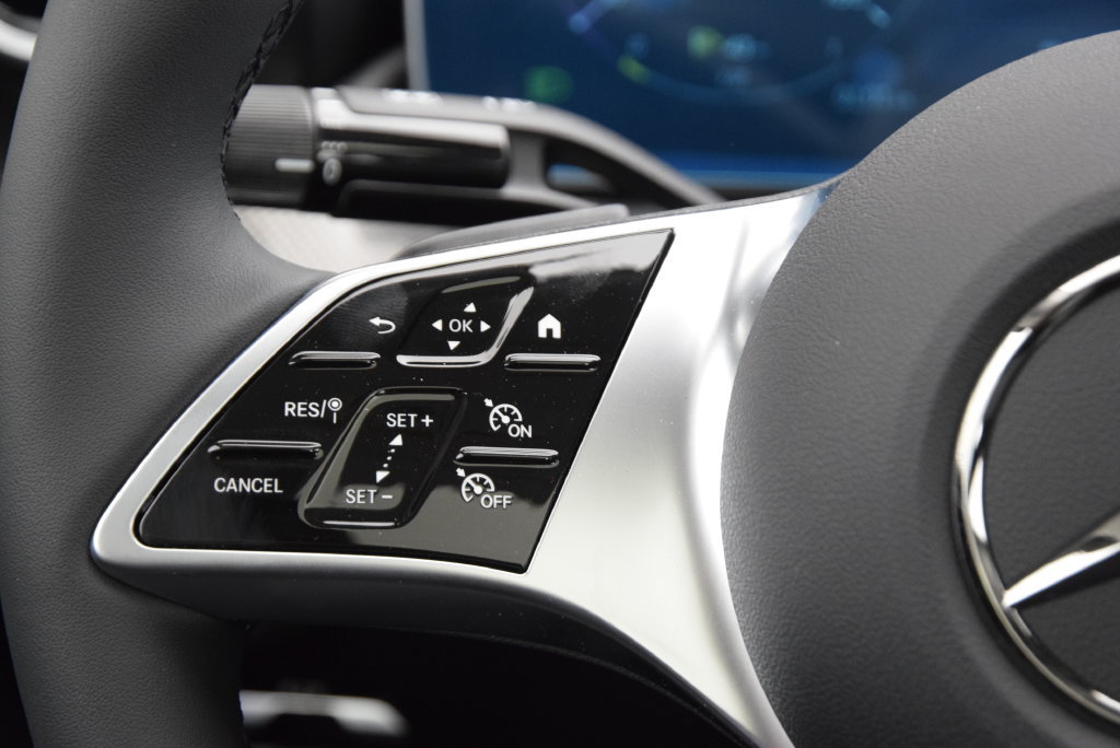 New 2026 Mercedes-Benz C 300 4MATIC Sedan image 24