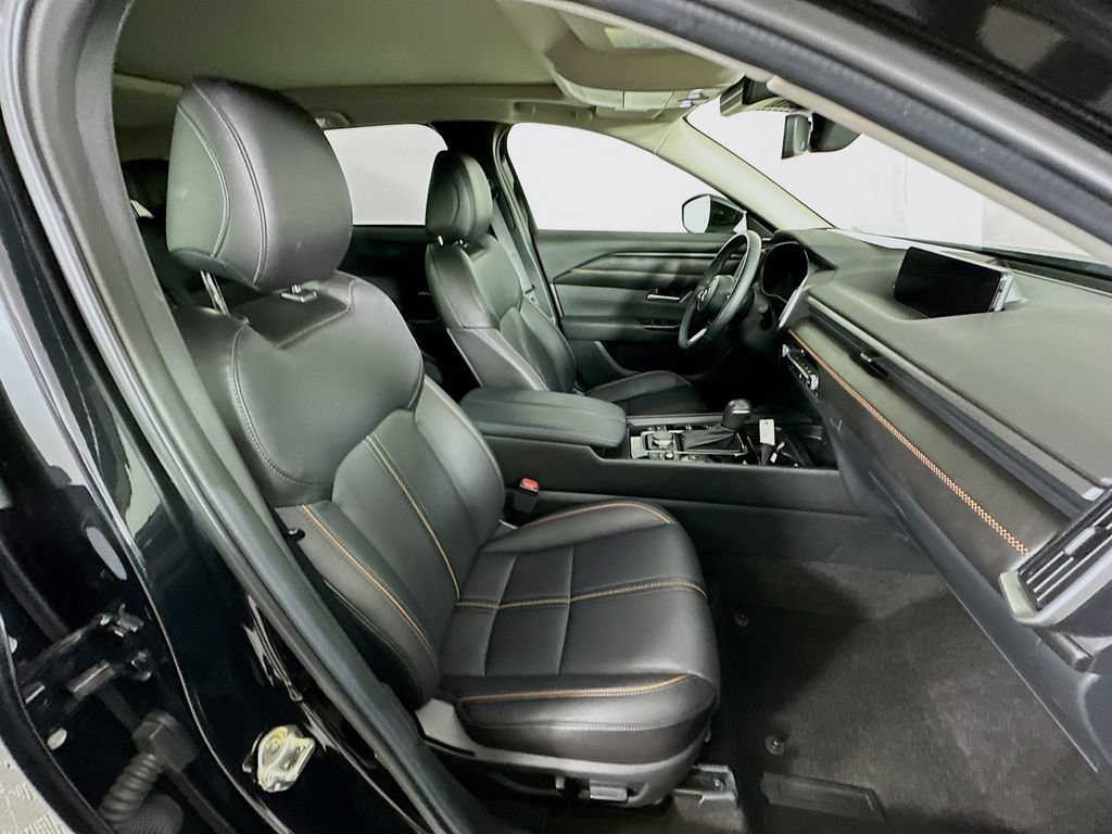 Certified 2025 MAZDA CX-50 AWD 2.5 Hybrid w/ Premium Pkg image 36